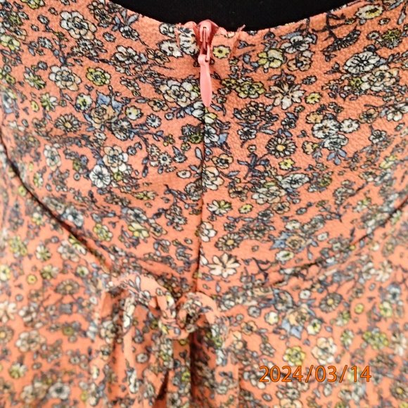 Almost Famous Dress Size Small - Picture 3 of 7